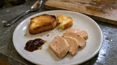 What to drink with foie gras: easy wine pairings that balance the richness